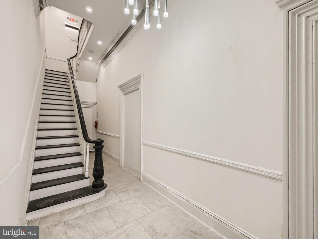 Foto principal - 1007 N Charles St