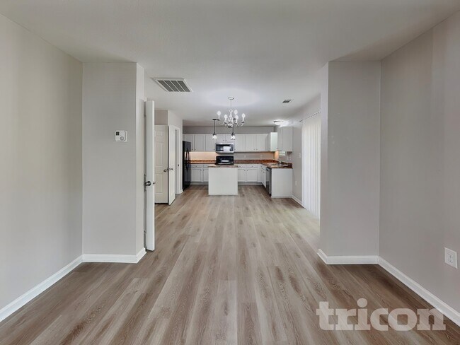 Foto del edificio - 4936 Broad Leaf Ct