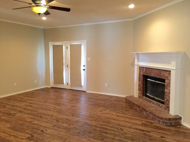Foto del edificio - 3 Bed/ 2 Bath in Frenship LISD !