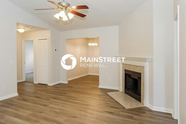 Foto del edificio - 3 Bedroom Pet-Friendly Home in Toney, AL with Main Street Renewal