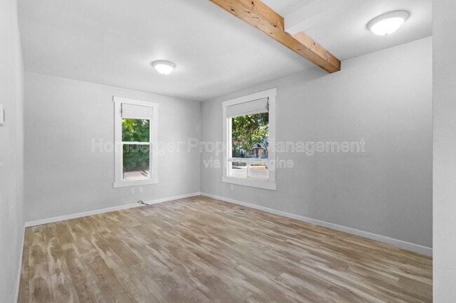 Foto del edificio - 1836 E 10th Ave