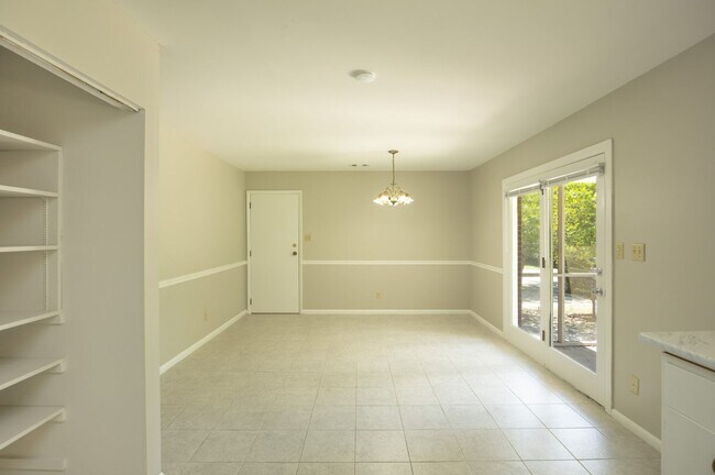 Building Photo - 104 Herty Dr