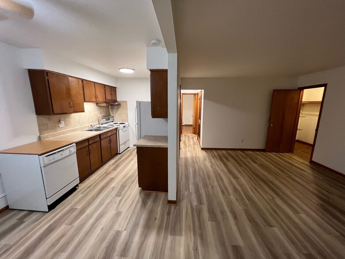 Cocina y sala de estar - 5749 E Rowland Rd