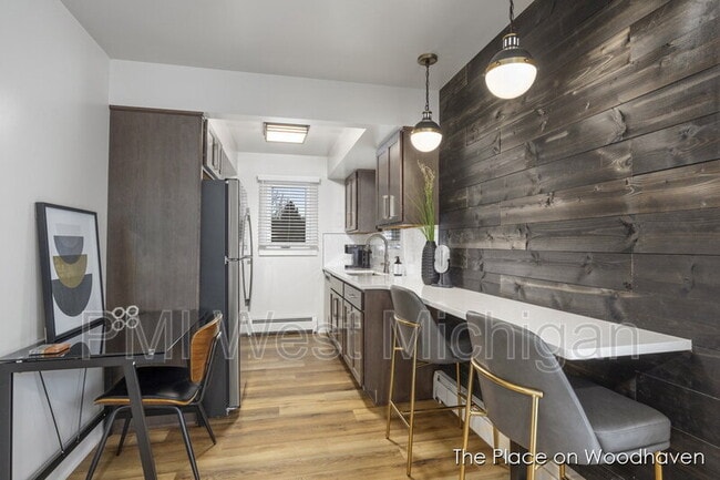 Building Photo - 8430 Woodhaven Dr SW