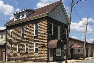 Building Photo - 1145 Main St