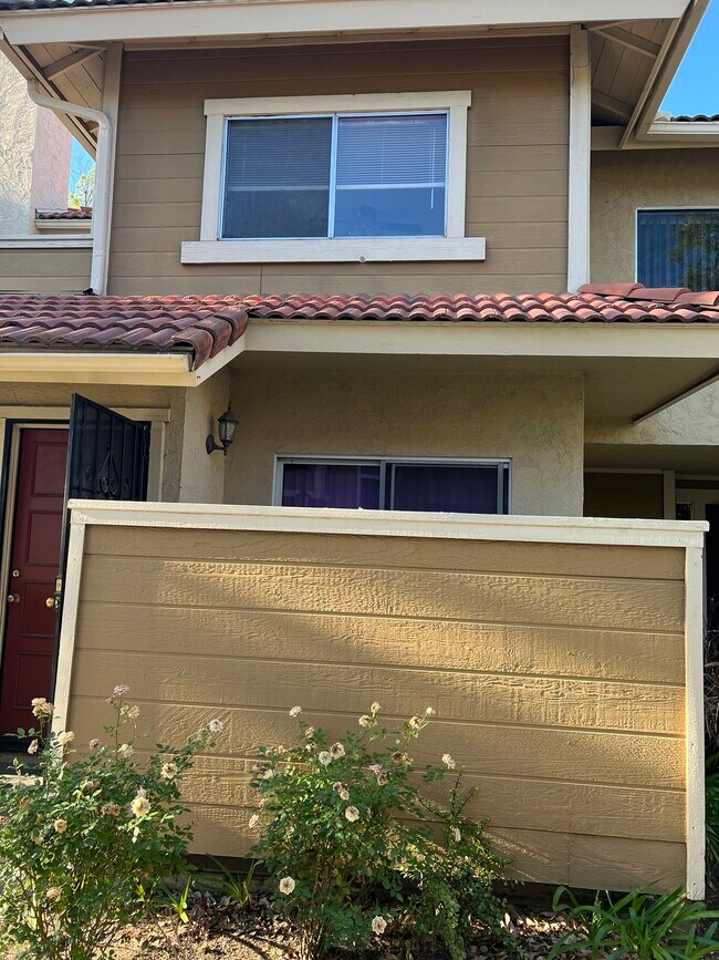 Foto del edificio - 10719 Holly Meadows Dr