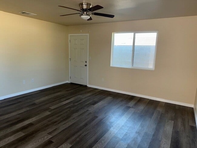 Building Photo - 221-223 Mariposa