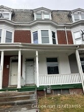 Building Photo - 2447 Reel St