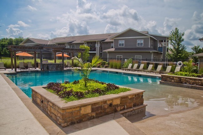 Foto del edificio - The Manor Homes of Eagle Glen