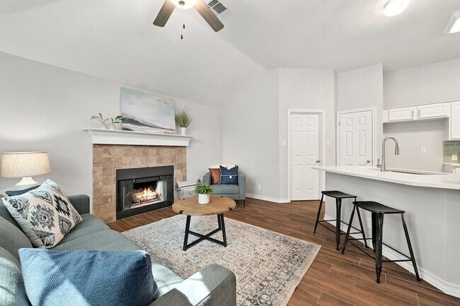 Foto del edificio - 201 Sailmaster St