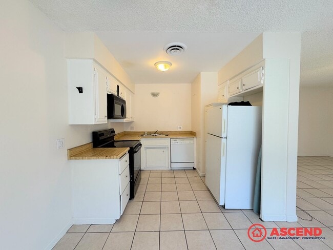 Building Photo - 3817 K St
