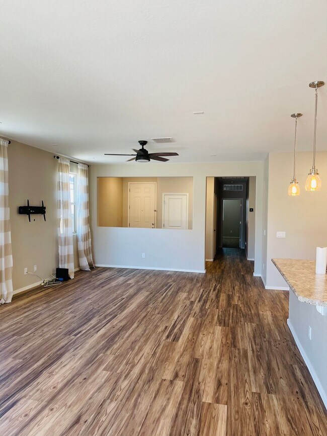 Building Photo - COMING SOON! Recently Remodeled 3 Bedroom,...
