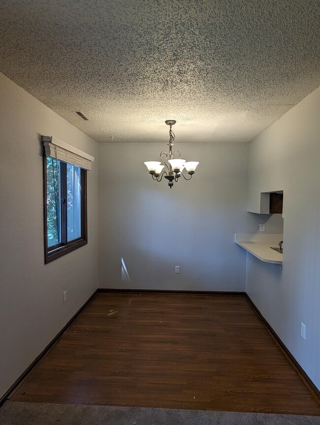 6019 Danford Creek Dr, Kalamazoo, MI 49009 Townhome Rentals in