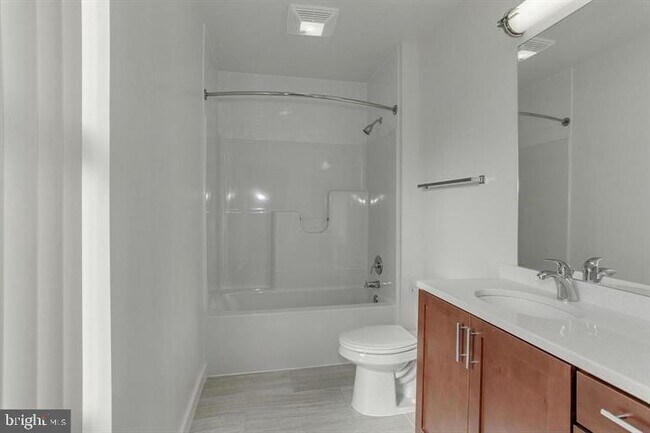 Foto del edificio - 905 N Jackson St