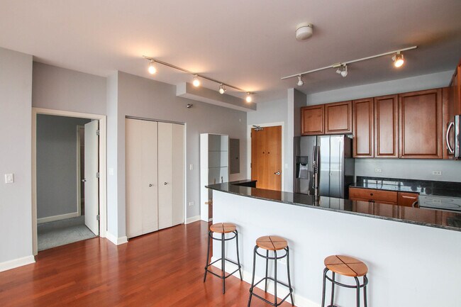 Foto del edificio - 1841 S Calumet Ave