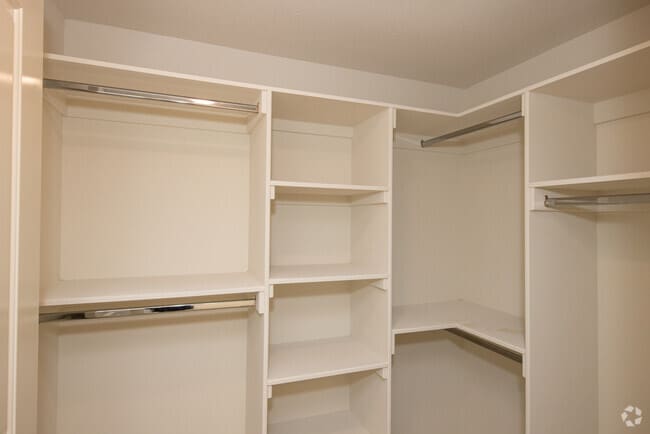 2BR, 1BA - 797SF - Now Leasing @ Archwood Court Apartments