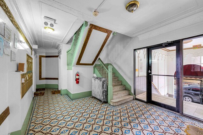 Foto del edificio - 529 34th St