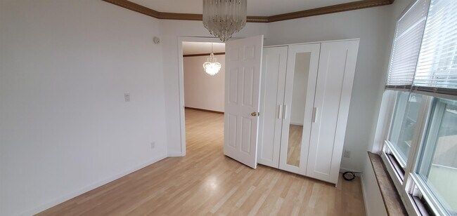 Foto del edificio - 8841 John F. Kennedy Blvd