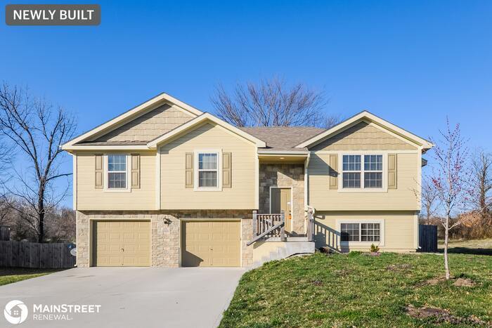 Foto principal - 622 Autumn Dr, Belton, MO 64012