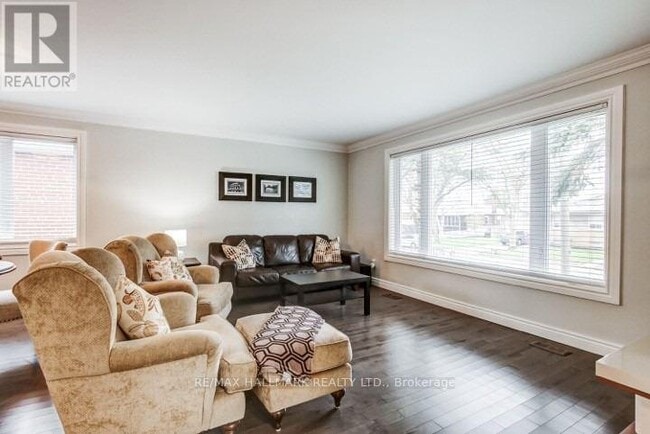 Building Photo - 336 Skopit Rd