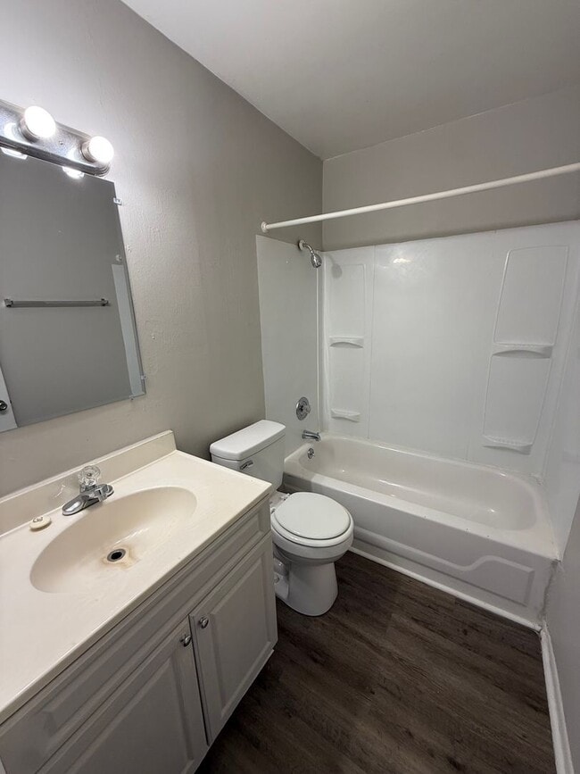 Building Photo - 4614 Rolling Ridge Ct