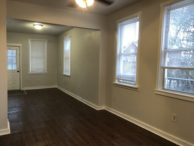 Foto del edificio - 516 Center Ave