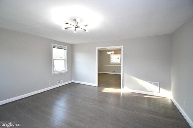 Building Photo - 1600 Kirkwood Rd