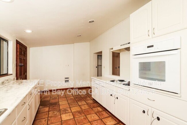 Foto del edificio - 201 Meadowlark Ln