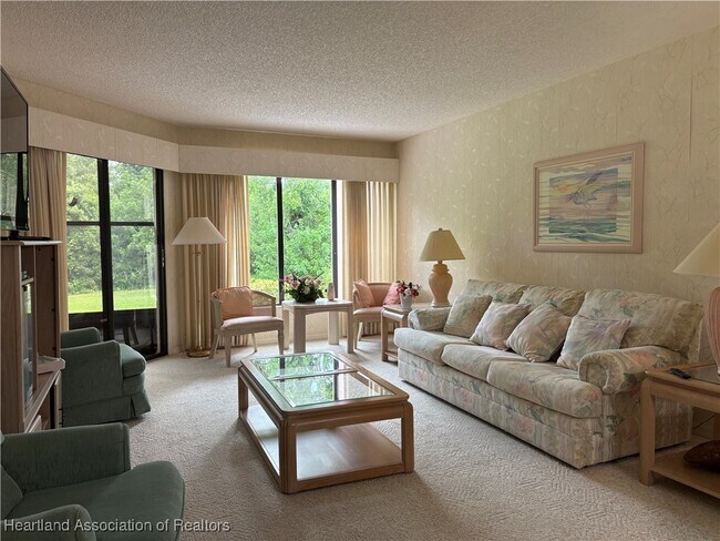 Building Photo - 5762 Matanzas Dr