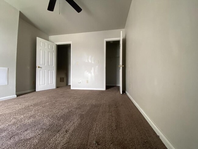 Building Photo - 314 Ardale Dr