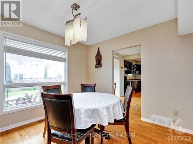Building Photo - 1050 Karsh Dr