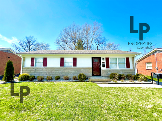 Photo - 3479 Greenlawn Dr (Lexington, KY) House