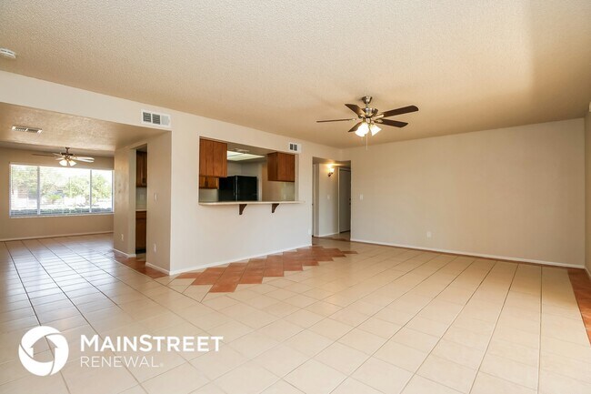 Foto del edificio - 7417 E Edgewood Ave