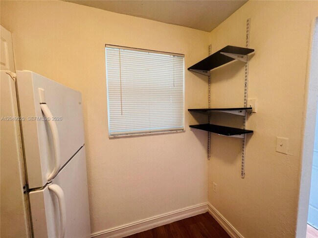 Foto del edificio - 2050 NW 89th Ave