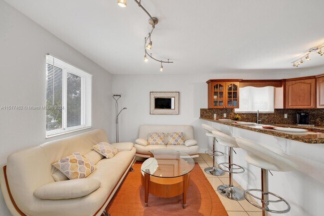 Foto del edificio - 7702 NE 3rd Ct
