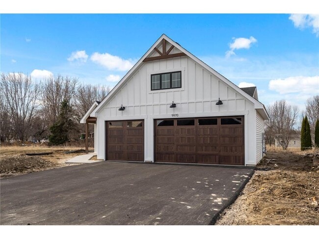 Building Photo - 9970 14th Cir NE