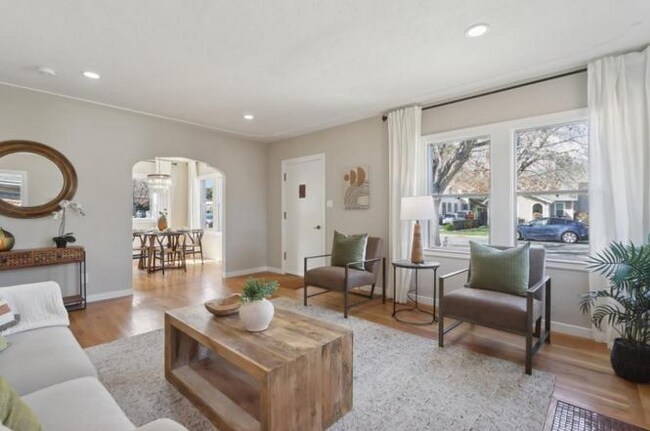 Foto del edificio - 536 S Frances St