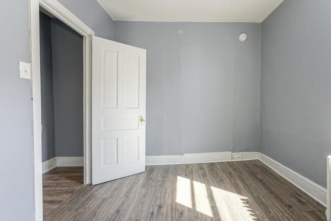 Building Photo - 4809 Baltimore Ave, Unit 3