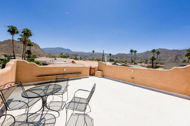 Foto del edificio - 54355 Eisenhower Dr