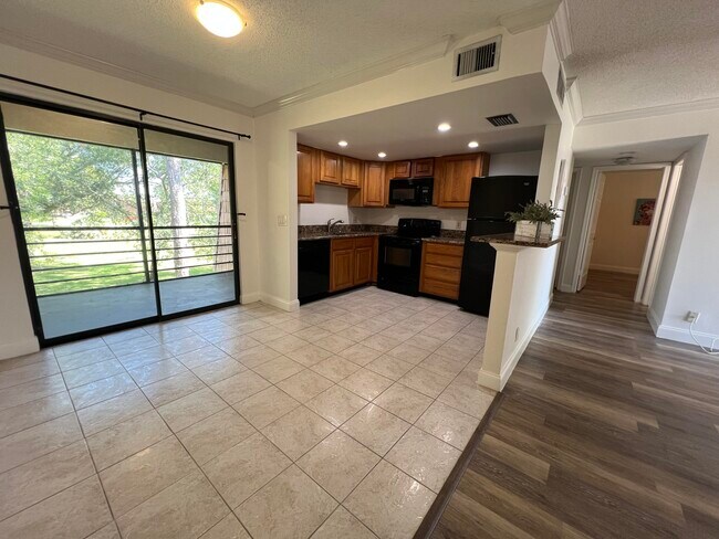Foto del edificio - 4175 Oak Terrace Dr