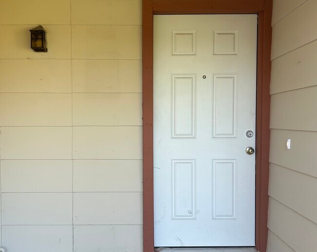 Photo - 5725 Kevinberg Dr House