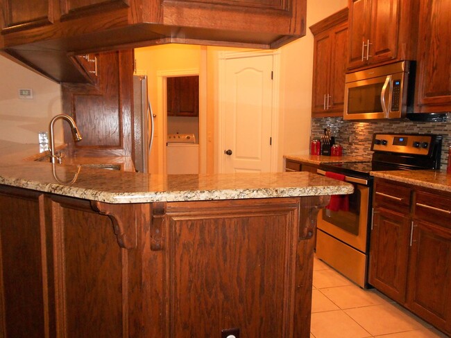 Foto del edificio - 2212 SW 53rd St