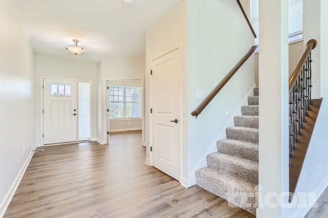 Building Photo - 3408 Ridgestone Way