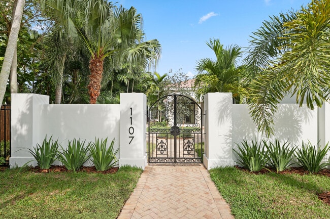 Foto del edificio - 1107 Periwinkle Ln