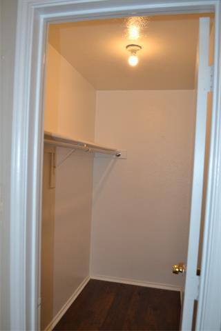 Building Photo - 2526 W Prairie St
