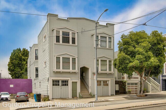 Building Photo - 1168 Church St