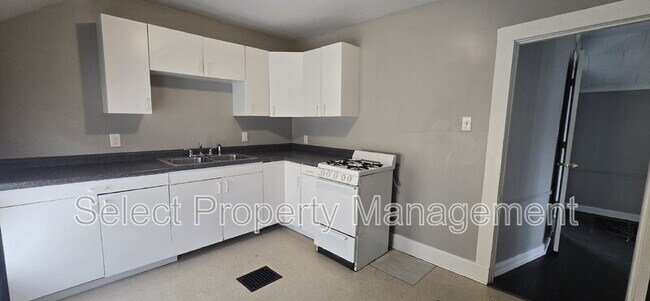 Foto del edificio - 1637 St Marys Ave