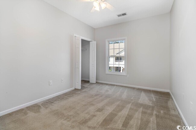 Building Photo - 141 Lazy Willow Ln