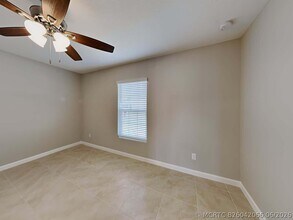 Building Photo - 4392 SW Calah Cir