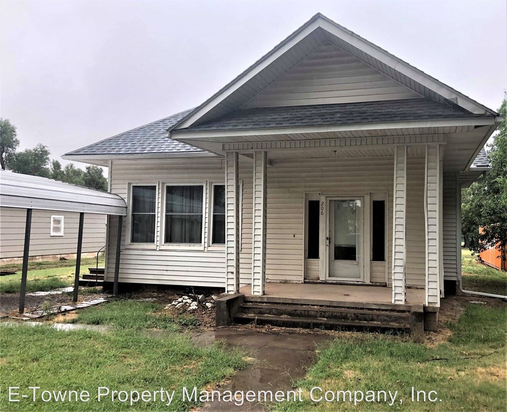 Primary Photo - 3 br, 1 bath House - 206 E. 3rd